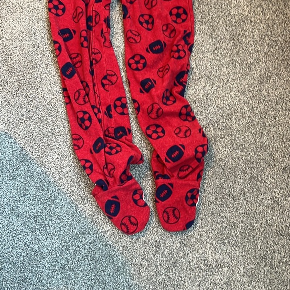 Carter’s Christmas PJ bundle! - Picture 10 of 11